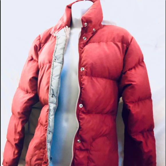 - Woman’s down coat. - Picture 2 of 8